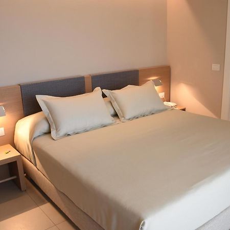 Domu Simius Life Style Hotel Villasimius Exteriör bild