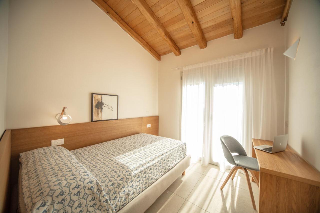 Domu Simius Life Style Hotel Villasimius Exteriör bild