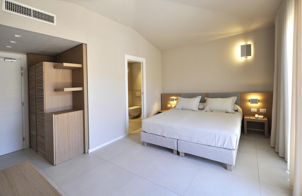 Domu Simius Life Style Hotel Villasimius Exteriör bild